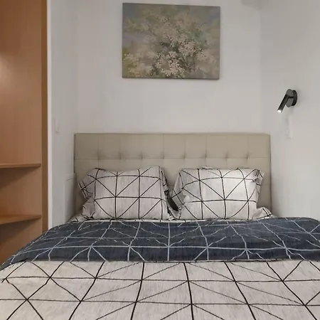 Premium Moderne Avec Balcon - Parc Des Expositions Paris